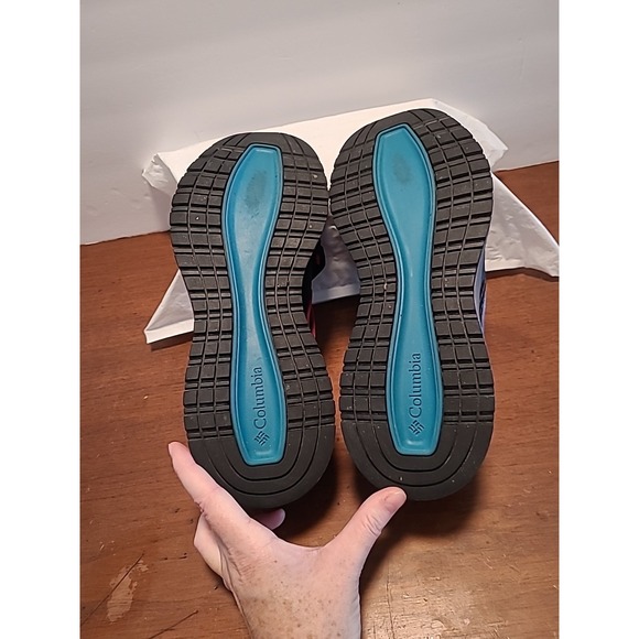 Columbia Women's Wildone Wander Shoe Hikers Black Mesh Size 10 Black Blue Pink‎ - Picture 8 of 8